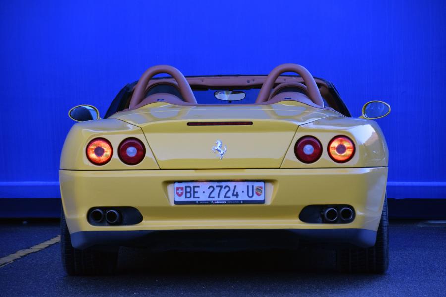  Ferrari 550 Barchetta Pininfarina by Pavesi 2002 года  (фото 2 из 14)